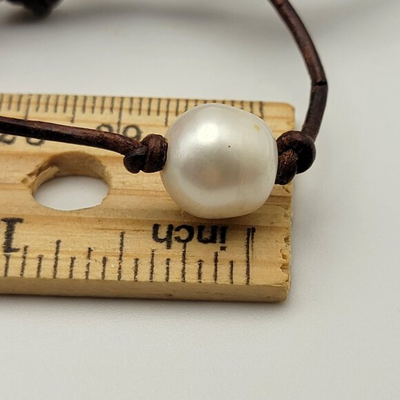 Bohemian White Baroque Pearl Brown Leather Cord Tassel Toggle Necklace 38" - Picture 9 of 9